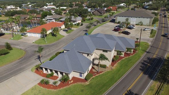 FULTON POINTE PROFESSIONAL SUITES: 621 S Fulton Beach Rd, Rockport, TX 78382